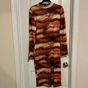 Multicolor dress, very sexy fit